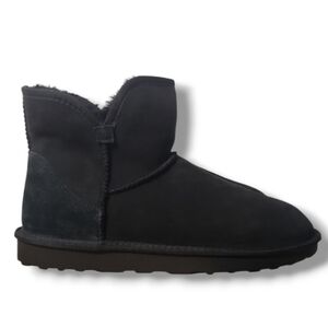 Kirkland Scalloped Edge Black Booties. size 11 NWT